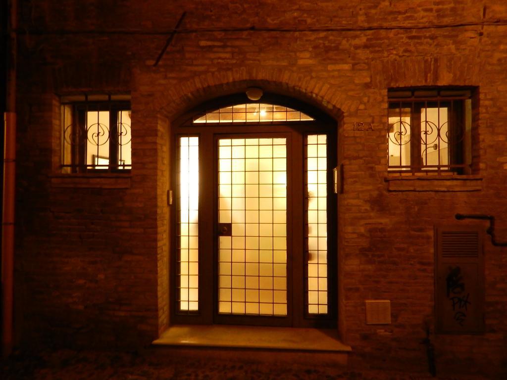 La Casa Degli Zii Apartment Ferrara Exterior photo