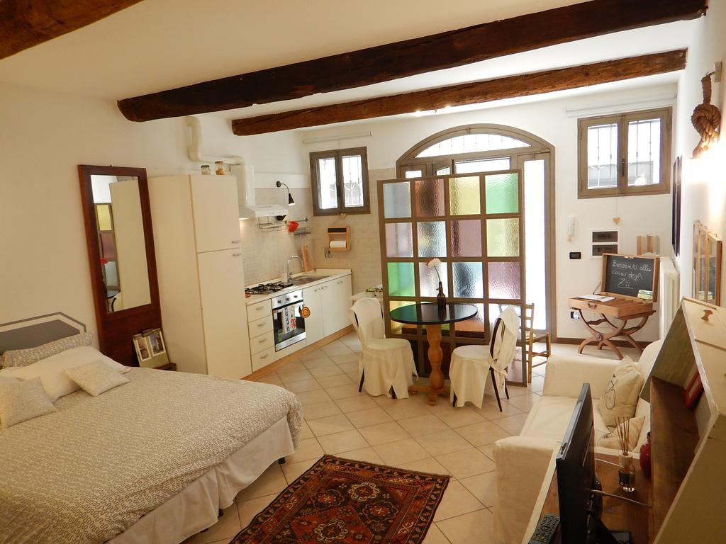 La Casa Degli Zii Apartment Ferrara Exterior photo