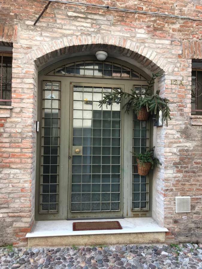 La Casa Degli Zii Apartment Ferrara Exterior photo